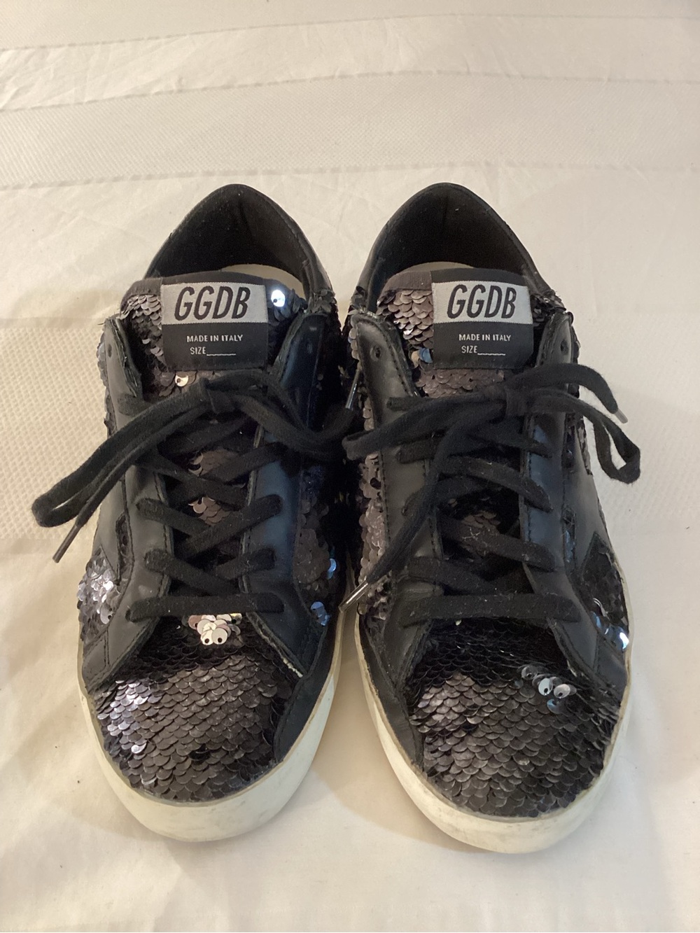 Golden Goose
Soul Star sequined leather sneakers - Picture 2 of 15
